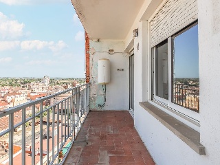 Piso en C/ Abat Llort 46