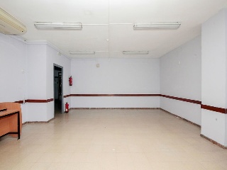 Local en C/ Rocafort 19