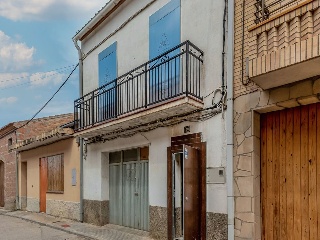 Casa adosada en C/ Ramón Formiguera 25