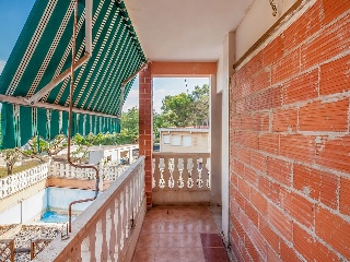 Chalet independiente en C/ Número 20 - Sagunto - 41