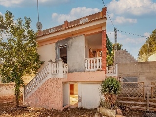 Chalet independiente en C/ Número 20 - Sagunto - 49