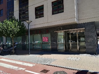 Local en Av Cardenal Cisneros 22