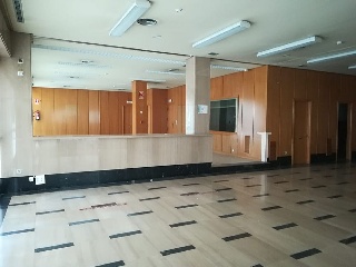 Local en Av Cardenal Cisneros 28