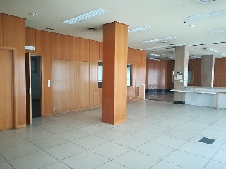 Local en Av Cardenal Cisneros 33