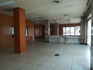 Local en Av Cardenal Cisneros 34