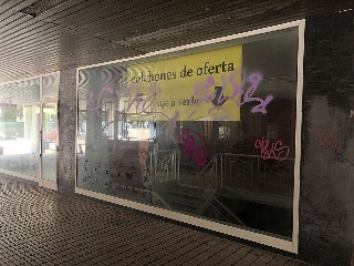 Locales en Av La Paz 22