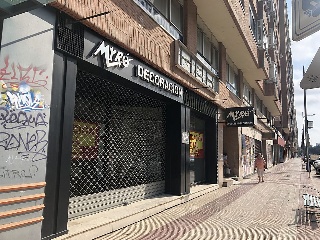 Locales en Av La Paz 36
