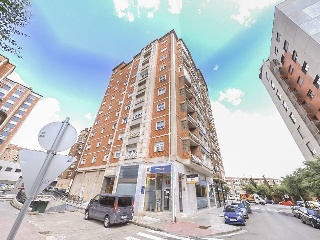 Local en C/ Federico Martínez Varea 2