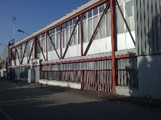 Naves en C/ Obradors 15