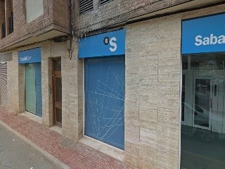 Local comercial en Av Ronda de la Estación 5