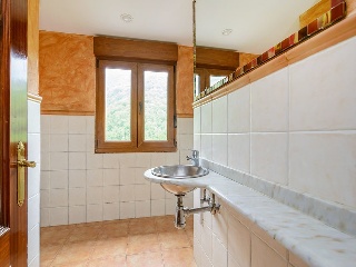 Casa aislada en C/ Perabeles - San Martín - 17