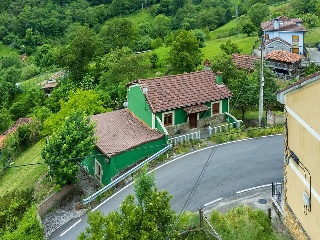 Casa aislada en C/ Perabeles - San Martín - 24