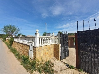 Chalet independiente en C/ Diseminado S/N  - Turis - 2