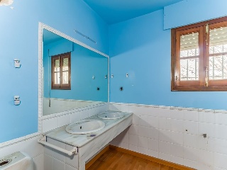 Vivienda en C/ Campos de Aras - Lucena - 40