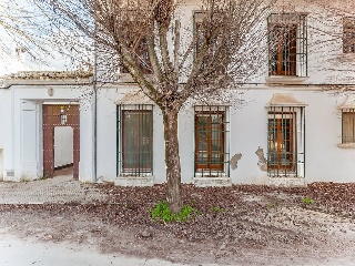 Vivienda en C/ Campos de Aras - Lucena - 46