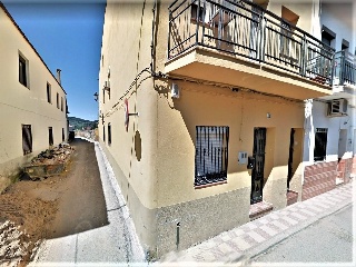 Piso y trastero en Herrera del Duque (Badajoz) 5