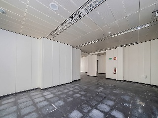 Local comercial en Av Sax 35