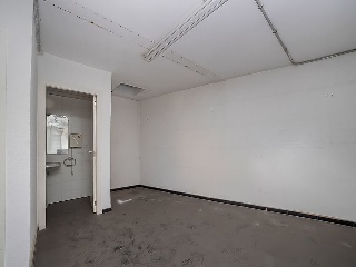 Local comercial en Av Sax 36