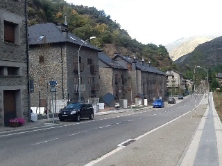 Plaza de garaje en Av Hugo Roger III, Vall de Cardós (LLeida) 2