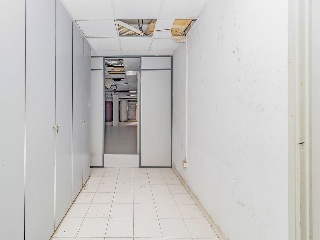 Local en C/ Miguel Ángel, Barcelona 25