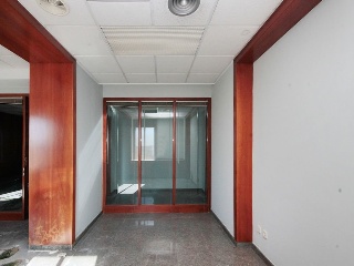 Oficinas en C/ Perellada 37