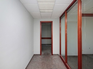Oficinas en C/ Perellada 39