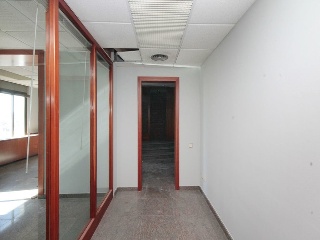 Oficinas en C/ Perellada 40