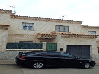 Adosado en calle La Cruz, Méntrida 2