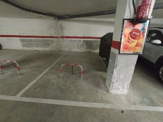 Locales y garajes en C/ Raval de Farigola 13