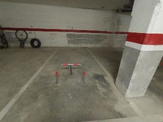 Locales y garajes en C/ Raval de Farigola 17