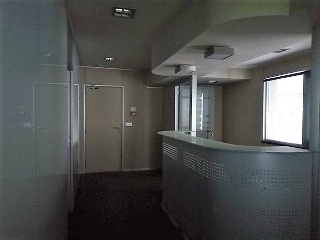 Oficina en As Teixugueiras 32