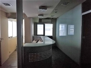 Oficina en As Teixugueiras 33