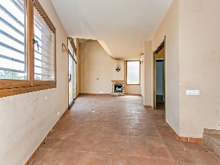 Chalet independiente en C/ Clavell  30