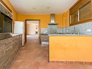 Chalet independiente en C/ Clavell  33