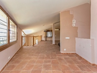 Chalet independiente en C/ Clavell  35