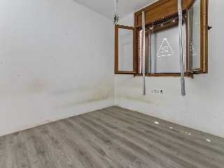 Chalet independiente en C/ Clavell  38