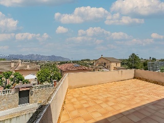 Chalet independiente en C/ Clavell  49
