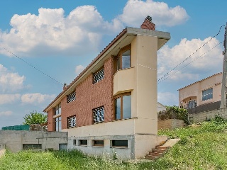 Chalet independiente en C/ Clavell  52