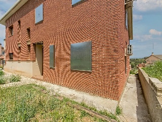Chalet independiente en C/ Clavell  54
