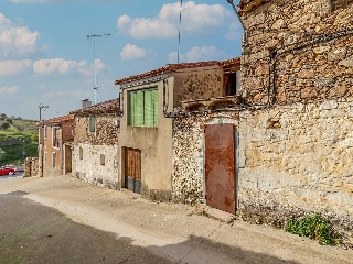 Vivienda en C/ Pintor Amadeo Roca - Lagartera - Toledo 41