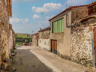 Vivienda en C/ Pintor Amadeo Roca - Lagartera - Toledo 43