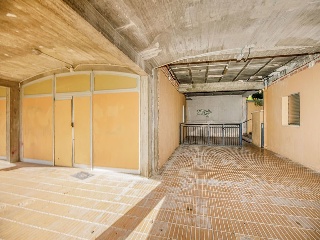 Pisos en C/ Francesc Mateu, Girona 32