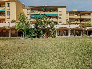 Pisos en C/ Francesc Mateu, Girona 34