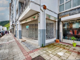 Local comercial en C/  Doctor Bañez Kalea - Arrasate/Mondragón - Guipúzcoa 30