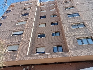Local en Av Juan Carlos I 41
