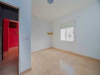 Piso en C/ Castellar 24