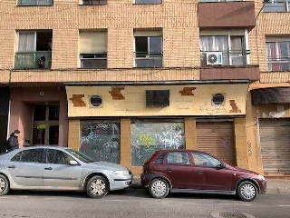 Local en C/ Cleriguech - Huesca - 2