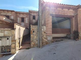 Viviendas adosadas en construcción en C/ Huertas 11