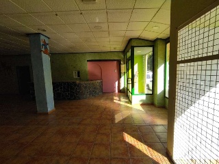 Local en C/ Angel Nieto 24