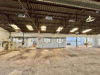 Nave industrial en Aspe (Alicante) 9